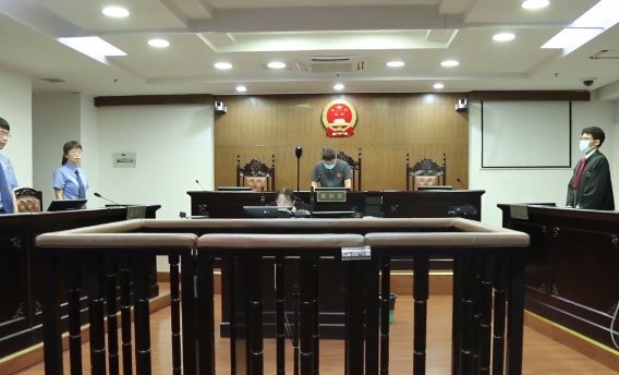 判刑|全国首例！一对大学生情侣干这事被判刑