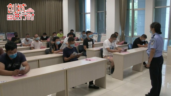 文明城市|创城进行时丨从检测线到车管所，保定公安交警大力宣传文明交通，助力保定创建文明城市工作