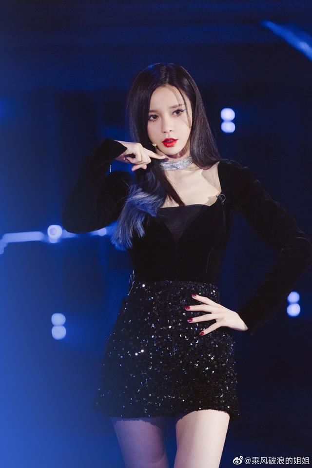 跌落|《浪姐》跌落神坛,口碑不再!说好的定义女团?最后还是不伦不类