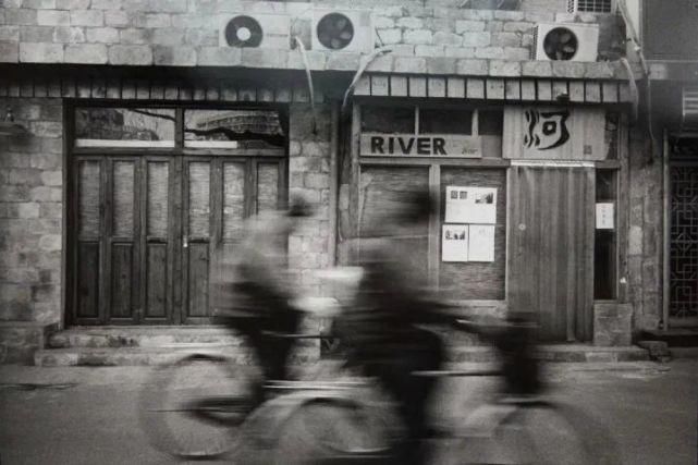  野孩子|弄哭周迅、违规退赛，这群人是有多野？！