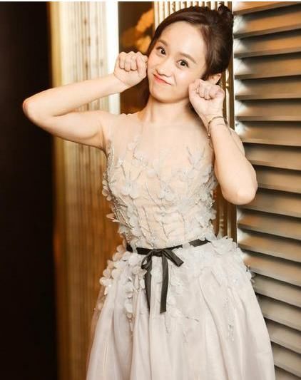  关晓彤|关晓彤旗下艺人，黄子韬旗下艺人，看到董子健：眼光真毒