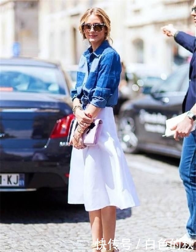 高级|女人想要高级得体怎么穿?“蓝色+白色”,最值得借鉴的穿搭解析