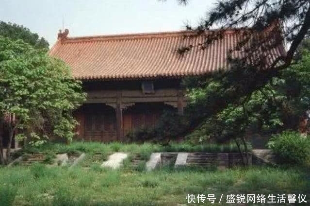  藏传佛教|故宫4成未开放的宫殿，紧闭的大门后，是啥景象？