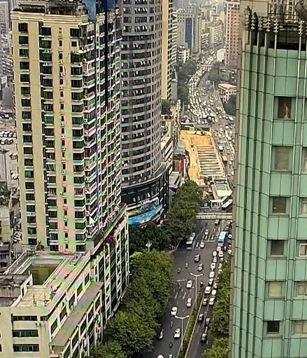 神兽|神兽归笼！贵阳今天早高峰是这个样子的?交警蜀黍说……