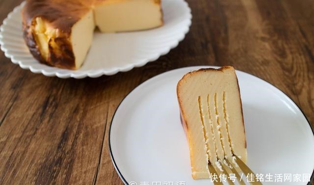 简单|超简单的巴斯克芝士蛋糕，芝士香味浓郁，口感非常细腻