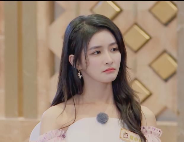 镜头|青2捧蔡卓宜太明显,压轴出场飙哭戏,许佳琪成助理全场没镜头