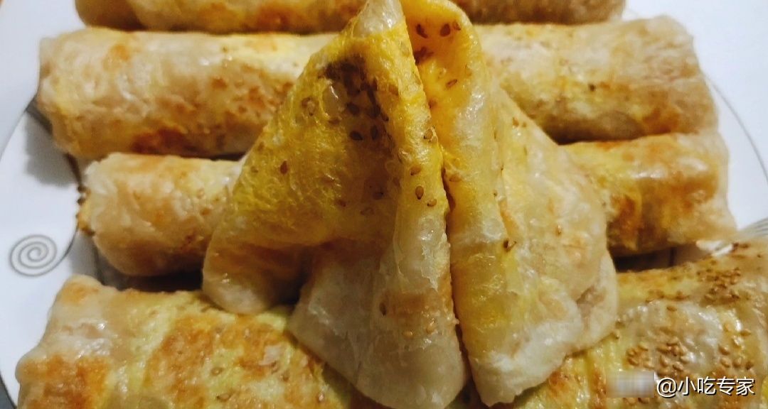 烫面|不用烫面做软面鸡蛋饼,筋道柔软,凉了也不硬,比饼店做的还好吃