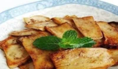 口感|其香味似杏仁,口感似鲍鱼,所以被叫做杏鲍菇!