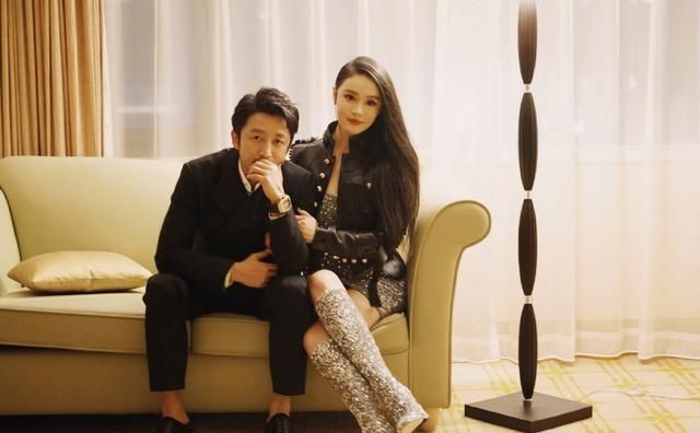 大山|邹市明儿子穿补丁裤,大山孩子不能养尊处优,这才是星二代的榜样