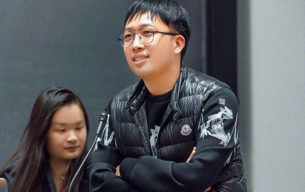  比于|抄袭还如此理直气壮，真是比于正还于正！