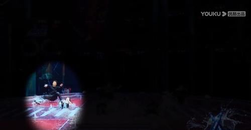  怒骂|水舞台PK大战，受伤2人退赛1人，4支战队3支战损，观众怒骂没人性