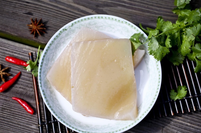 减肥|女孩吃魔芋,是增重还是减肥无论好坏,都不能一次吃得太多!