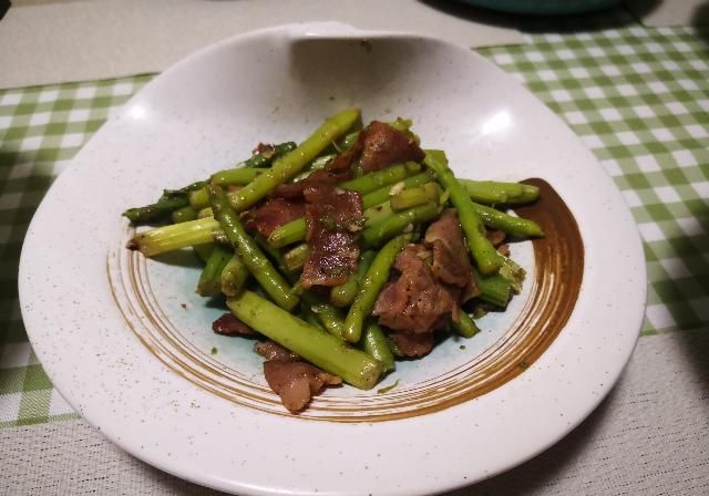好比|晒晒闺蜜待客餐,不足80元吃得饱吃得好比饭店吃实惠,网友:抠门