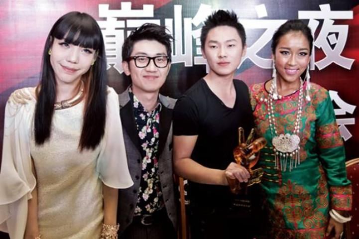  中国|《中国好声音》定档821，导师李宇春待定，谢霆锋目标不止于冠军