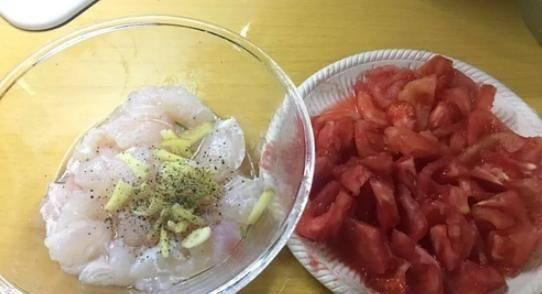  遇上|番茄遇上鱼，鱼片滑嫩、汤汁鲜美又开胃，一口气吃个精光！