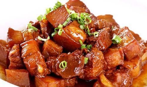  汤汁|做法超级简单，色香味俱全，使汤汁完全没过排骨