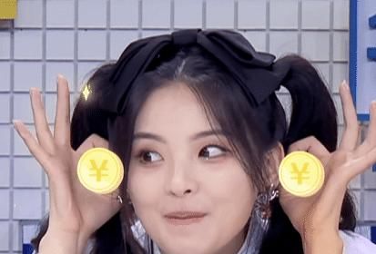 何炅|明星录节目多吃亏?杨超越昂贵牛排被何炅分掉,她的反应都懒得装