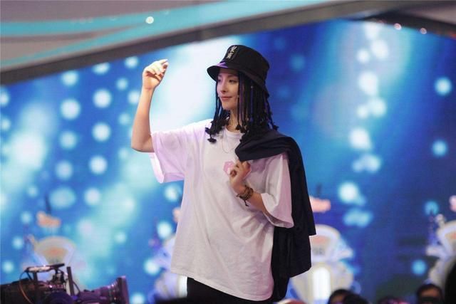  来的|“相亲节目”火了9年，不仅全是“托”，知道女嘉宾从哪来的吗？