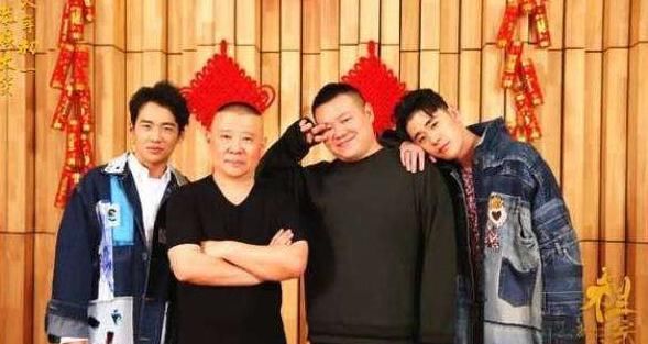  社交|张云雷在德云社处境究竟如何，不擅社交遭众人排挤？这些细节一看便知