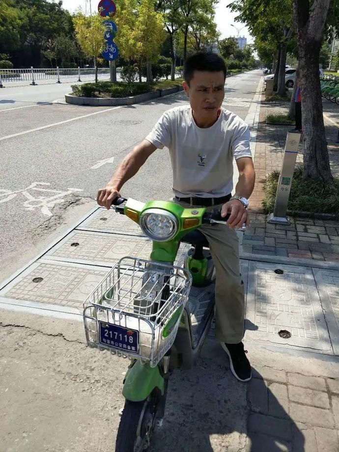 路红绿灯|曝光！高清无码！