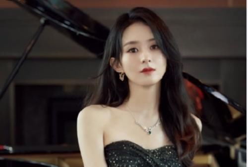  王一博|金鹰奖清票引起争议，网友：第一该是谁的终归还是谁的，实至名归！