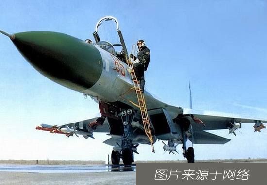 越境|谁在为北约各国撑腰?25架军机敢越境就出击,俄媒:毫不手软