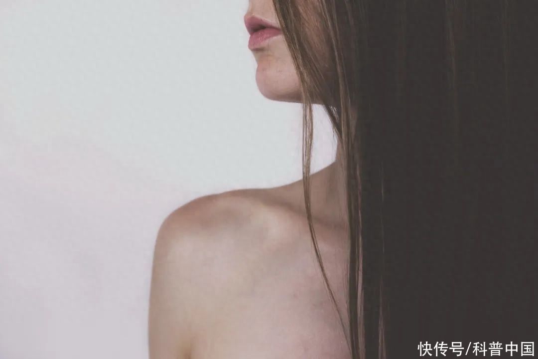 不要总是空想直角肩(还在追求直角肩？快放过自己的肩膀！)