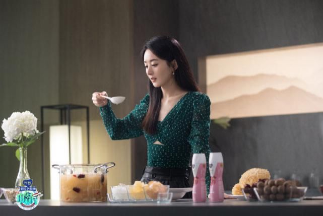  中餐厅|赵丽颖粉丝有福了，《中餐厅》还没播，她又悄悄做了这件事