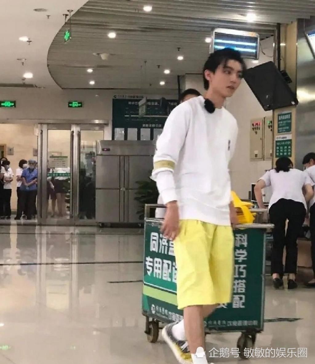  中餐厅|王俊凯0片酬录制《中餐厅》？得知背后的原因，真的被他暖到了