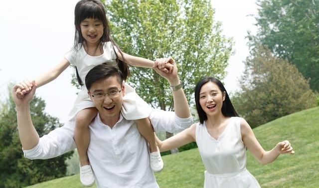 大学|她是大学美女高材生，当年毅然决然嫁给农民工，如今过得还好吗？