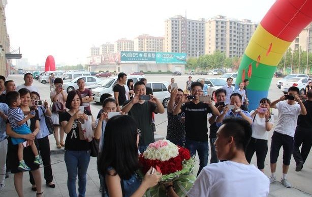 收到|九年前，我给了他3万的分手费，九年后，收到了100万的彩礼钱