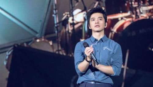  李健|他被保送进清华成学霸，却改行玩音乐，连王菲在春晚都翻唱他的歌