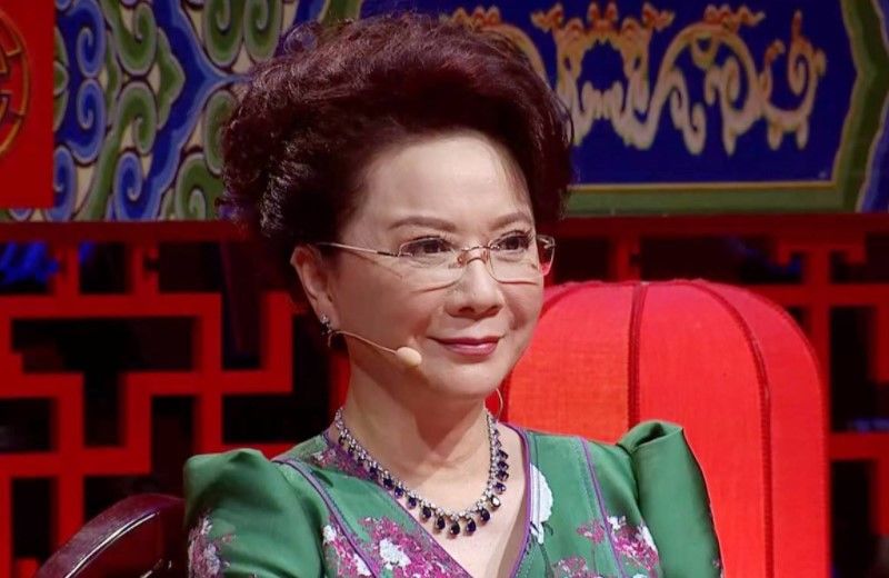  U盘|蔡明参加综艺节目成实习生，不认识电脑U盘，自曝只会开灯