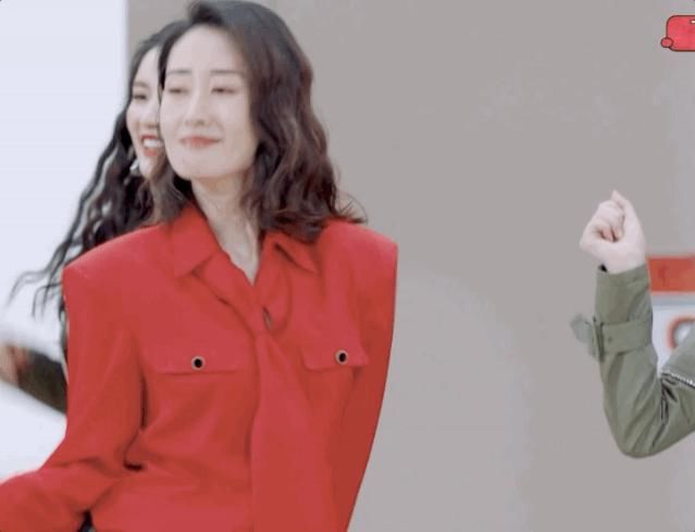  女人|穿红色的女人最美：刘敏涛