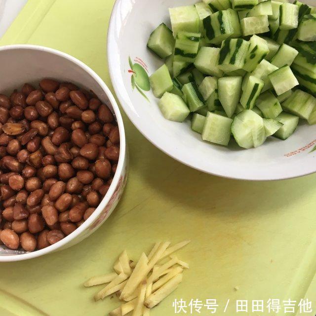 宫爆鸡丁|宫爆鸡丁,口感鲜香,营养丰富