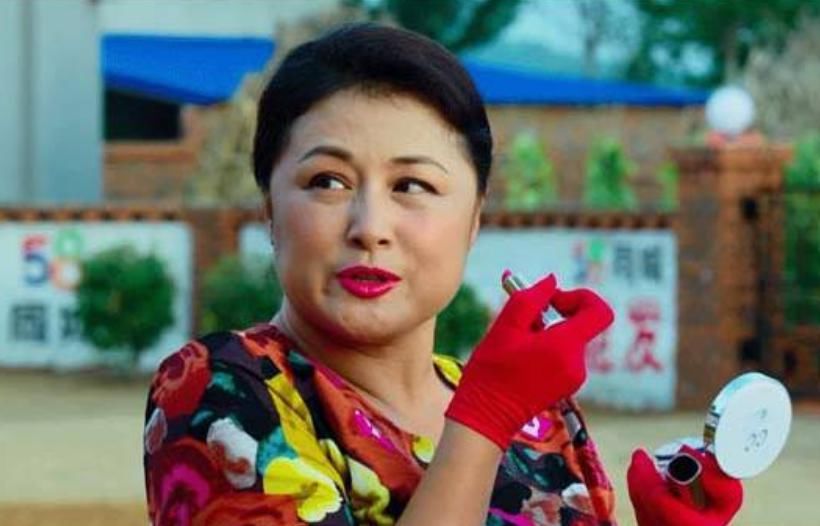  王小利|“刘能”懒理被换传闻，换新发型拍搞笑段子，有意要加入德云社？