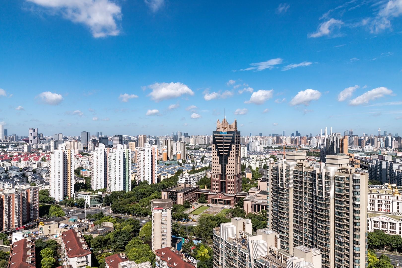 近日|台风“黑格比”将袭，一起回顾一下魔都近日的绚烂天空吧！