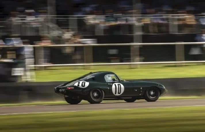 时髦|除了机车和速度,这个比赛还关注谁更时髦