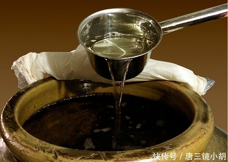 酱香型|不同香型陈年老酒都有什么特点呢?