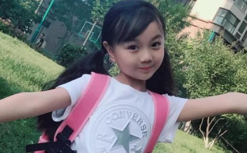  父母|阿拉蕾成“儿童版樊胜美”，小山竹却无忧无虑，两人差距显而易见