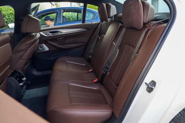  优惠|最高优惠超6万元 四款老板级中大型豪华座驾推荐