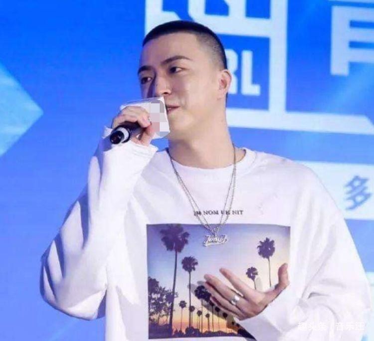  说唱|《中国新说唱》把JONYJ也安排上了，但选手变导师这事合适吗？