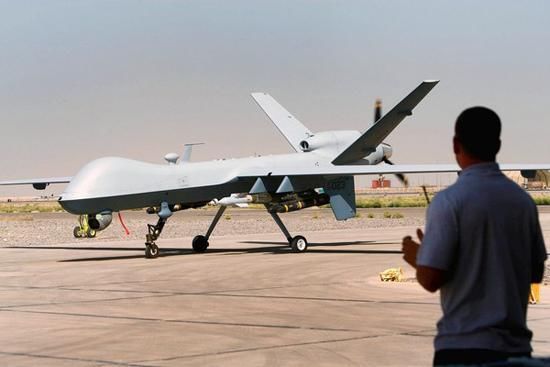  阿富汗|阿富汗发生空袭，刚出狱的塔利班指挥官蹊跷遇难，幕后真凶是谁？