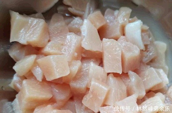 过瘾|入秋后,我家就馋这道菜,色泽诱人,清香脆嫩,一周7次都不过瘾