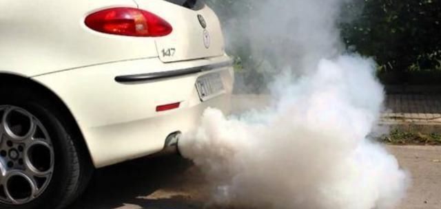  车主|无数车主对年检头痛不已，费时费力费钱，年审意义何在？