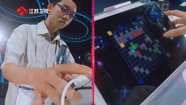  最强|杨易夺取《最强大脑7》脑王之王是打向新赛制最响亮的耳光