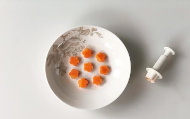  冬瓜|颜值爆表的虾滑酿冬瓜，端上桌的那一刻就惊艳全场了