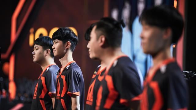  王者|王者荣耀：七年会被抛弃吗？张角暗示下赛季AG将会改变！