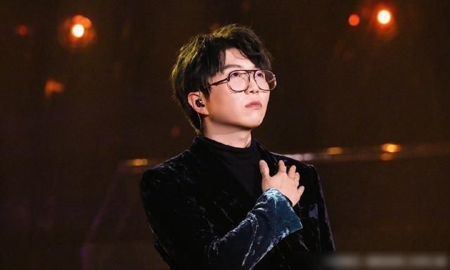  然袭击|黄霄云成功突袭毛不易让人发笑，“输”在哪里？