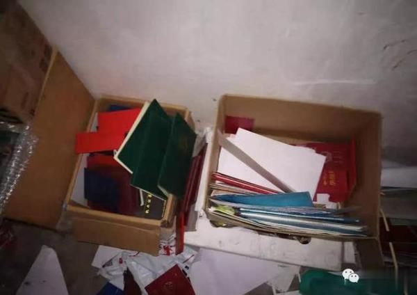 破获|南充警方破获一起制售假证团伙案，查扣各类假证件3万余本